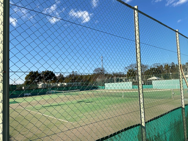 百目木公園　テニスコート