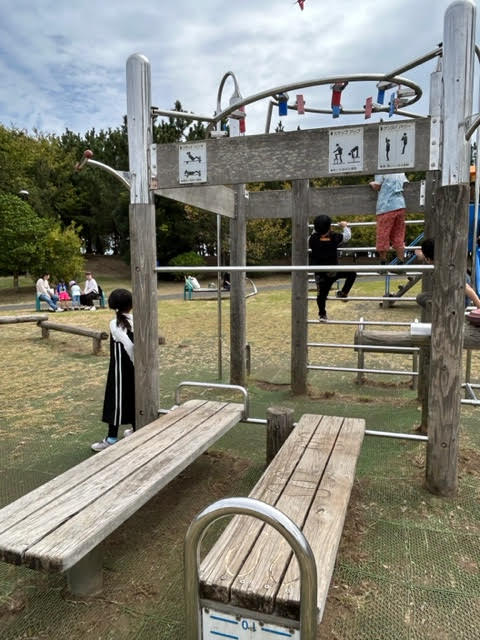 浦安市総合公園　アスレチック　子供　遊具　トレーニング　筋トレ